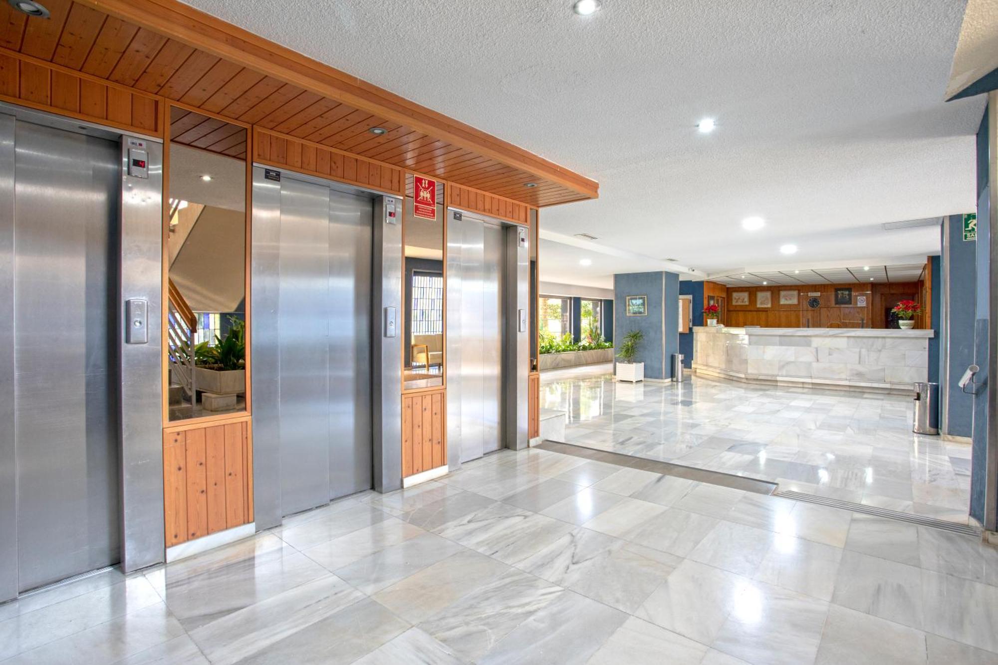 1003 - Seafront Apartment On El Paseo - Air Conditionning - Wi-Fi - Smart Tv Альмуньекар Экстерьер фото