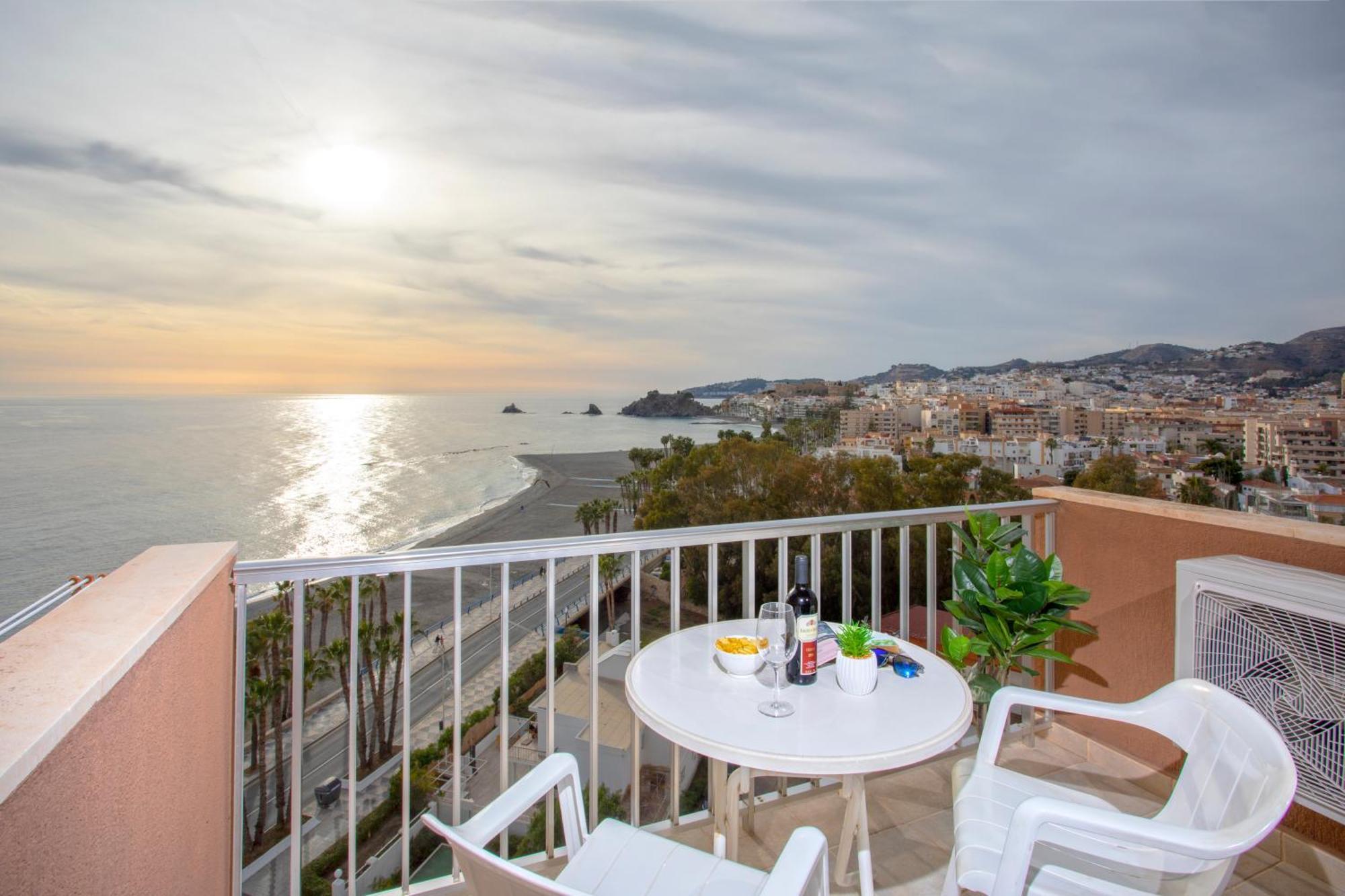 1003 - Seafront Apartment On El Paseo - Air Conditionning - Wi-Fi - Smart Tv Альмуньекар Экстерьер фото